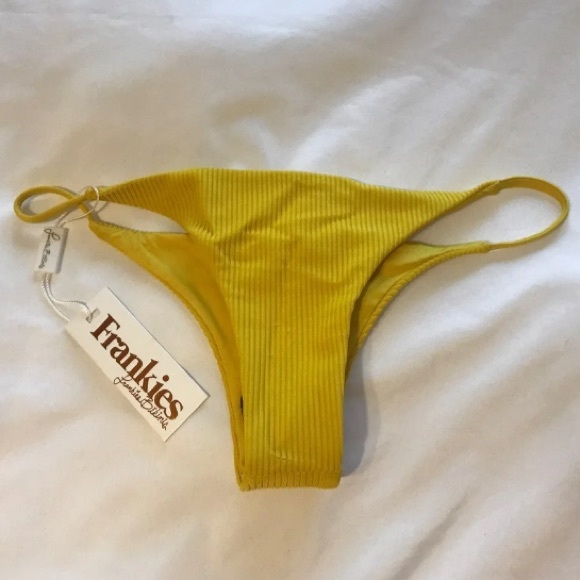 NEW Ribbed Bikini Bottom - Picture 9 of 10